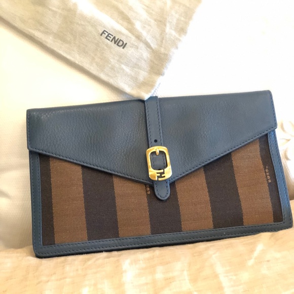 Fendi Handbags - 100% authentic Fendi clutch wallet w/dust bag ❣️